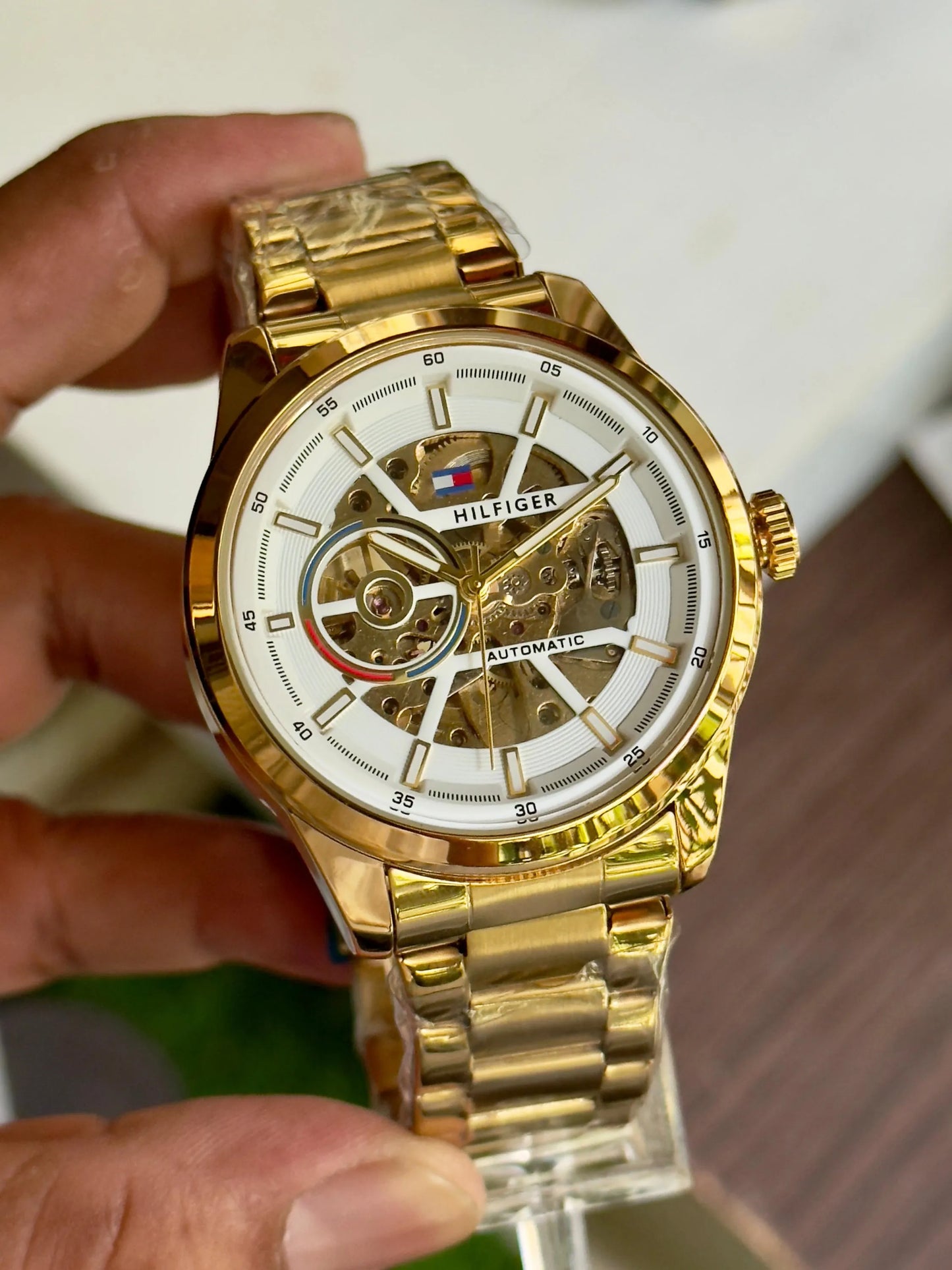 Tommy_Hilfiger Automatic Gold White 147
