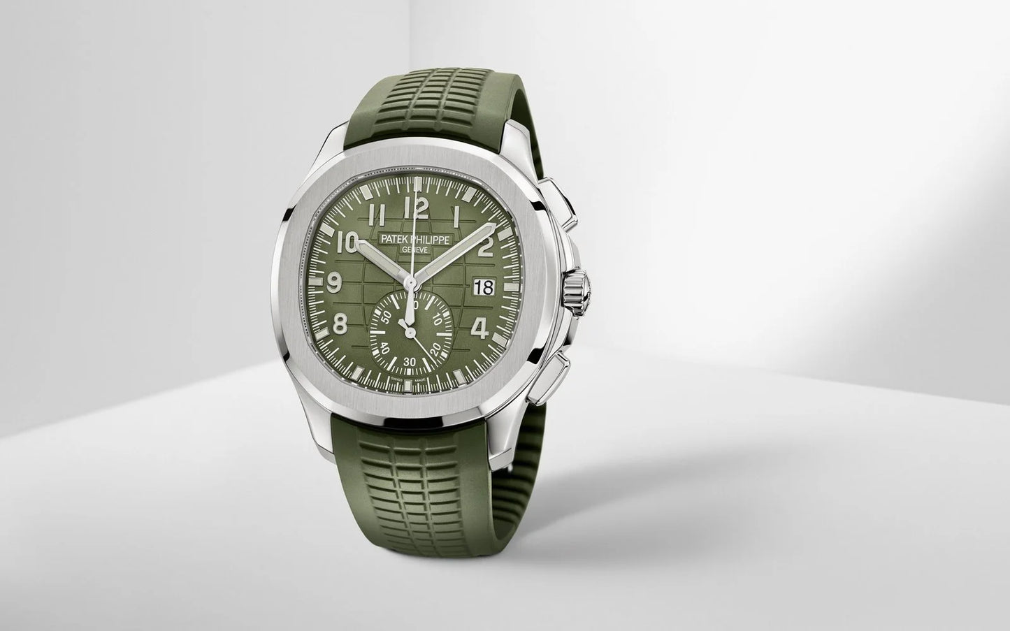PATEK PHILIPPE AQUANAUT (GREEN)