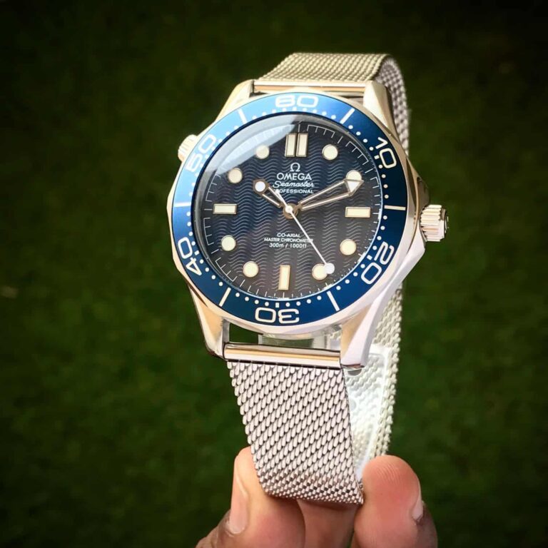 Omeg a Seamaster Diver 300M James Bond Extra Strap (2192)