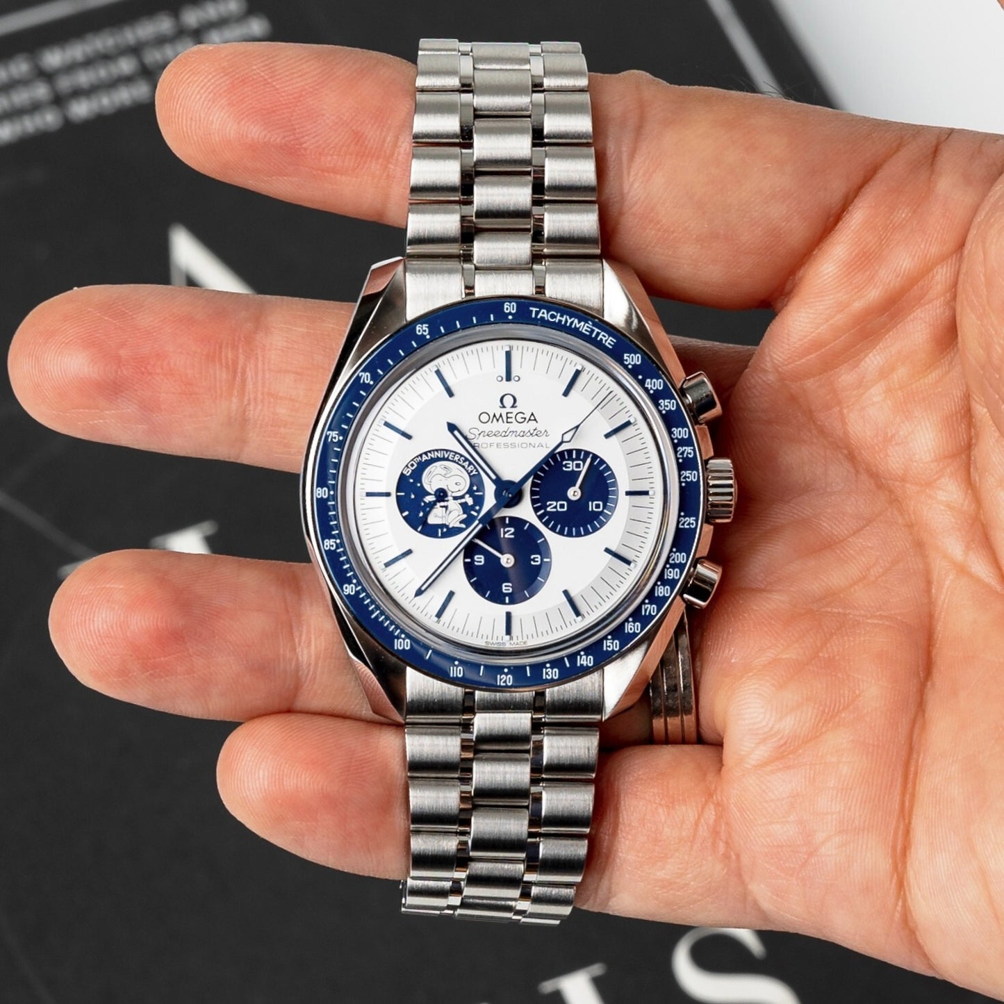 OMEG A SPEEDMASTER SNOOPY METAL AUTOMATIC 2295