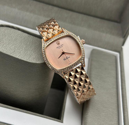 Rolex_Geneve_Women_Square_Rosegold