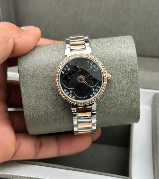 Louis_Vuitton_Women_Diamond_Black_Dial