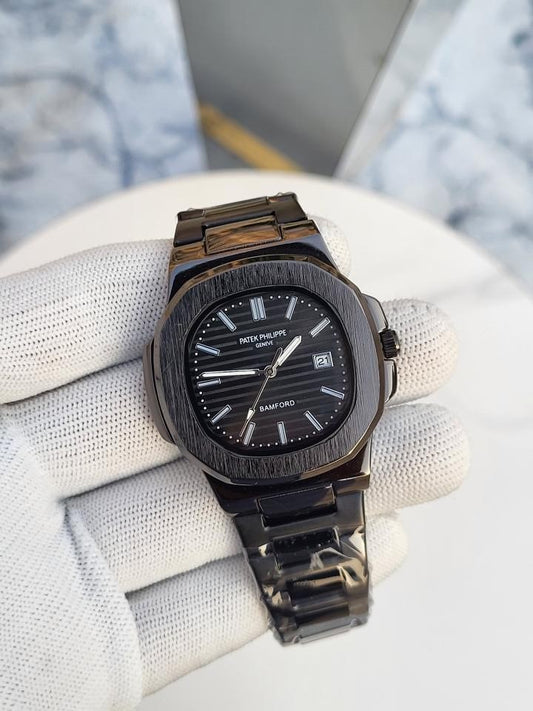 Patek_Philippe Nautilus Full Black 223