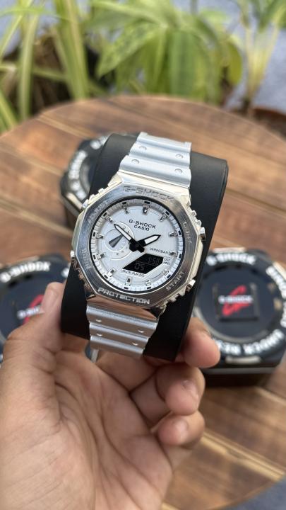 Men G-Shock Water-Resistant Analogue Watch-GM-2110D-7ADR