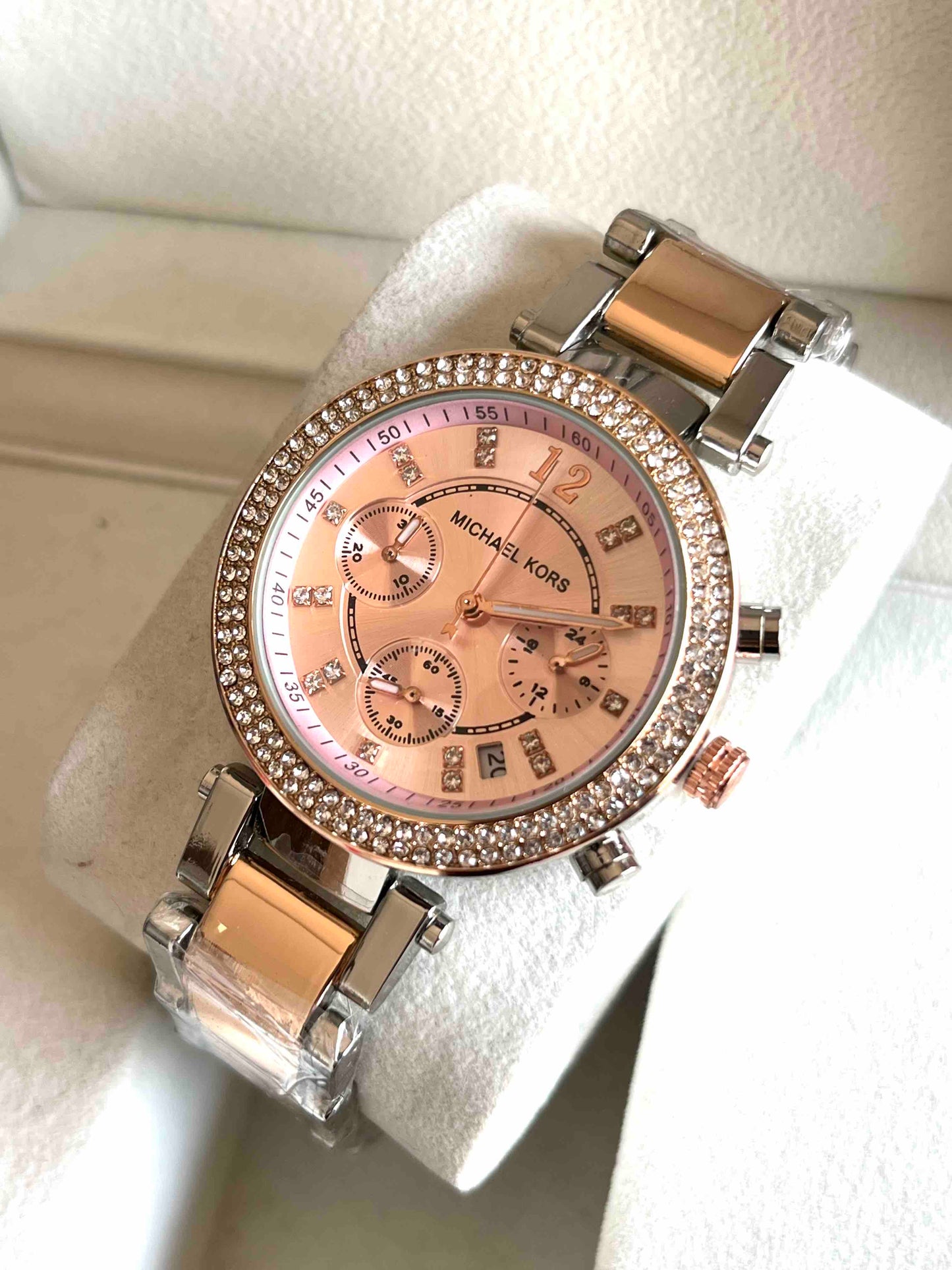 Michael Kor_s Parker Two Tune Rose Gold Dial Ladies Watch