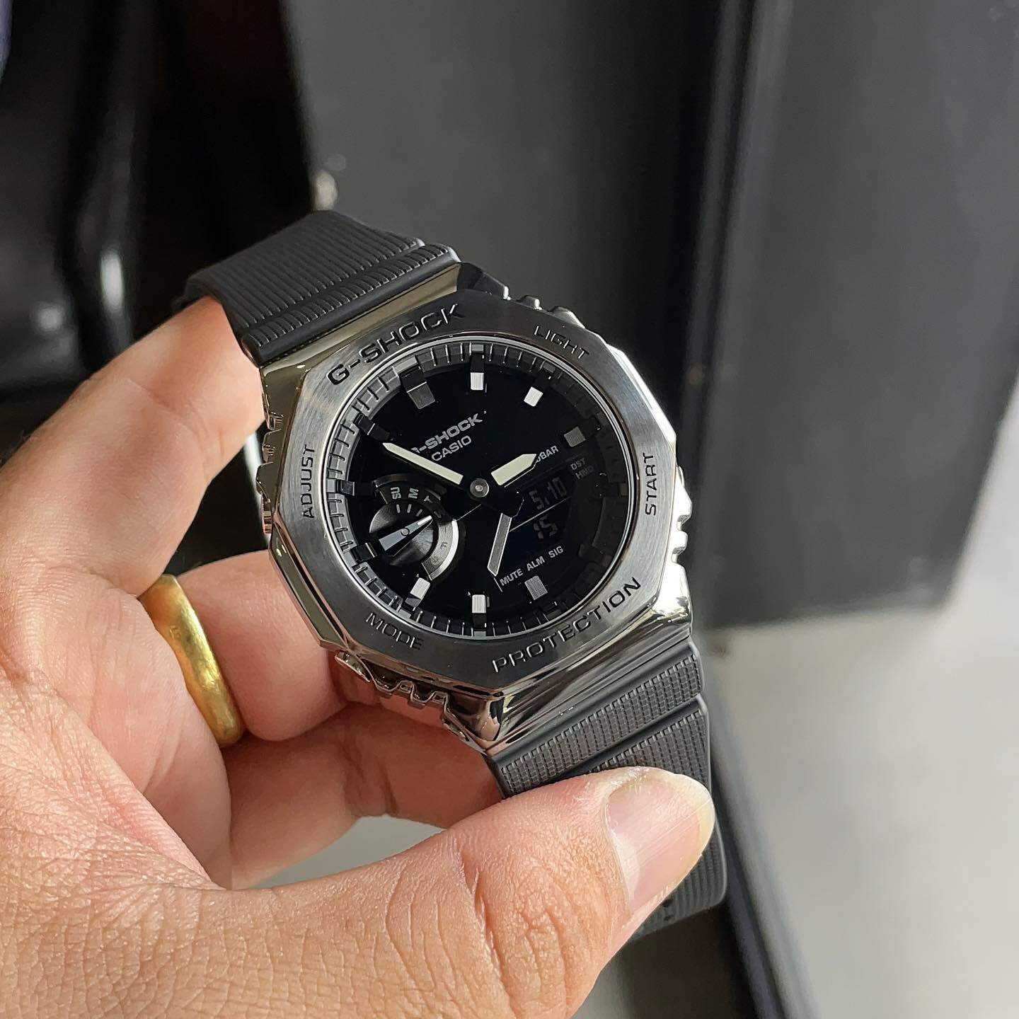 Casio g shock gm2100