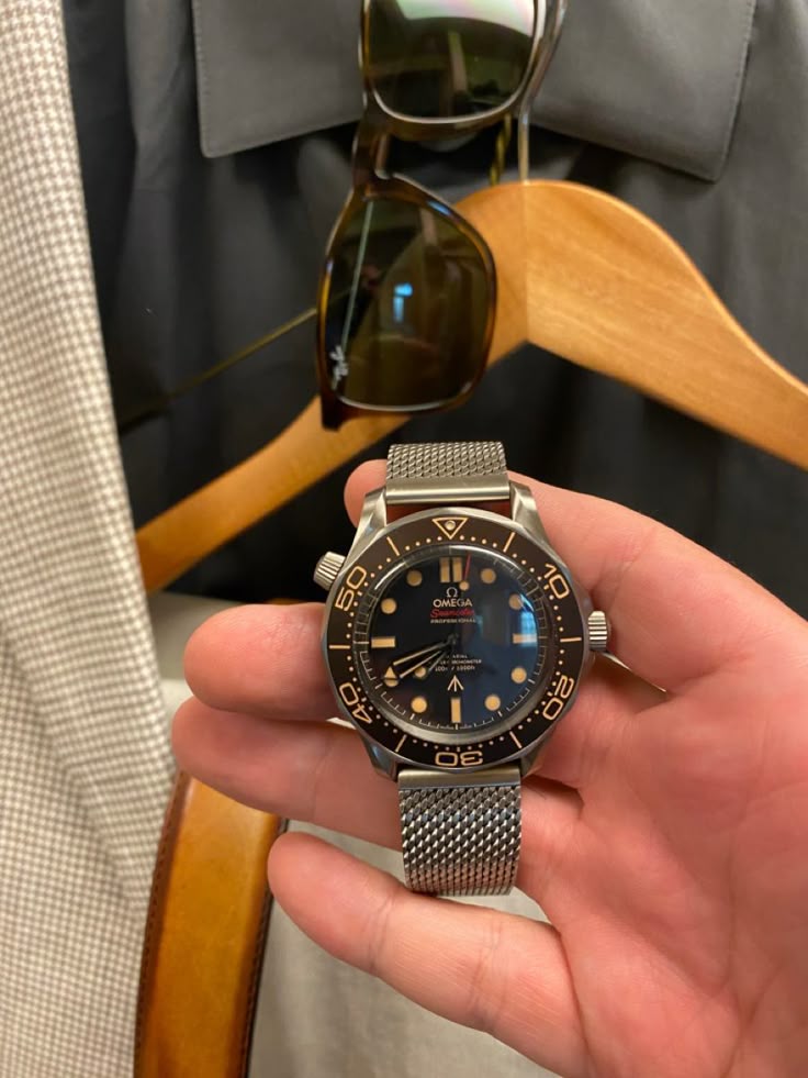 Omeg_a seamaster diver 300M automatic