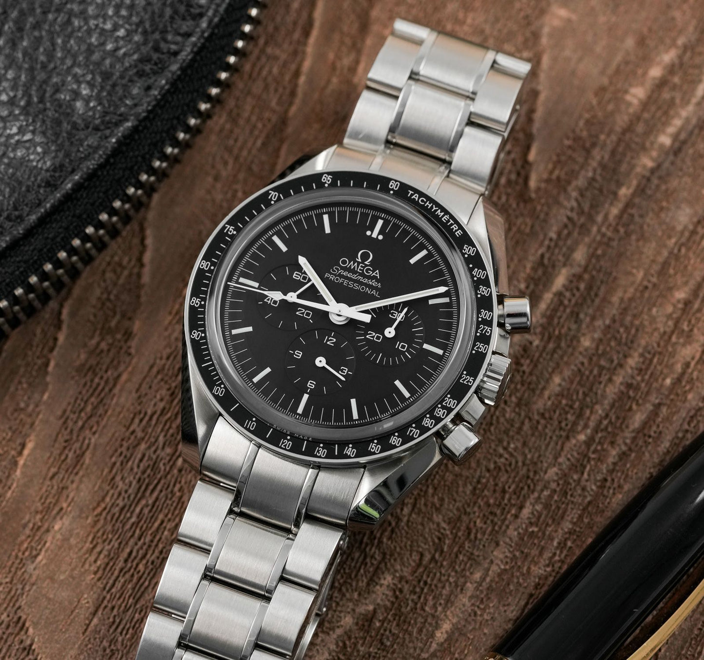 Omeg_a speedmaster Moonwatch Professional