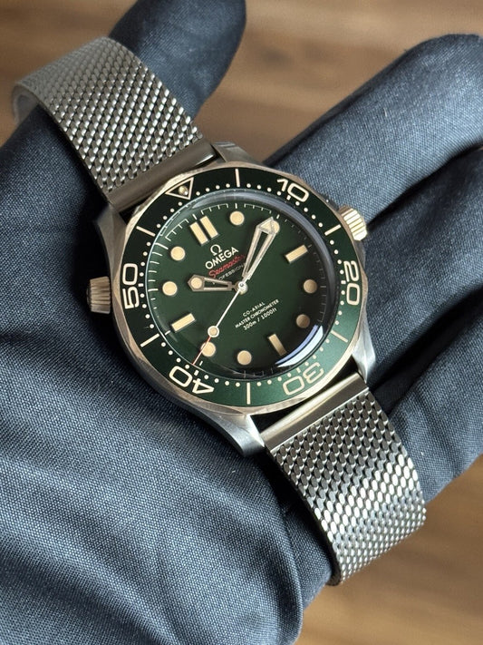 Omeg_a seamaster diver 300M automatic